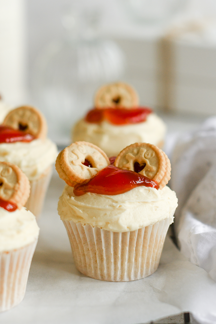 Jammie Dodger cupcakes