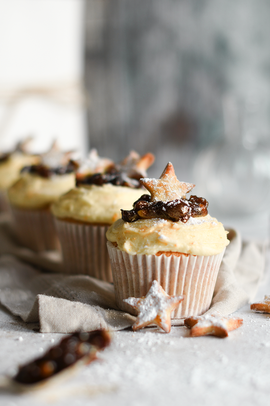 Mince pie Christmas cupcakes