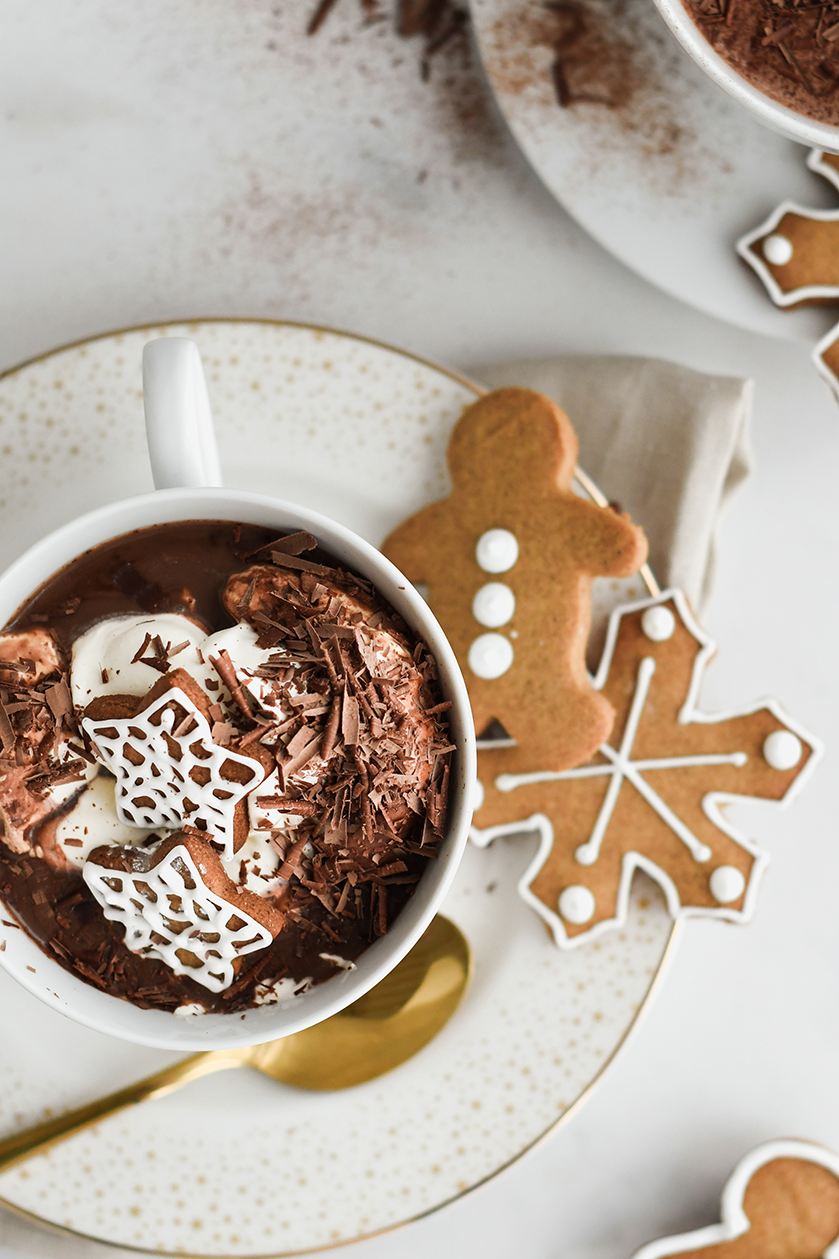 Gingerbread hot chocolate